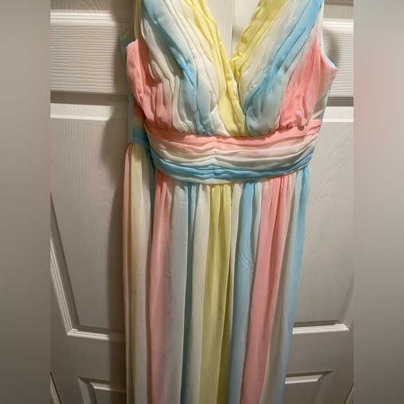 Long maxi spring colors dress. Maternity perfect or Gender reveal. - Picture 2 of 9